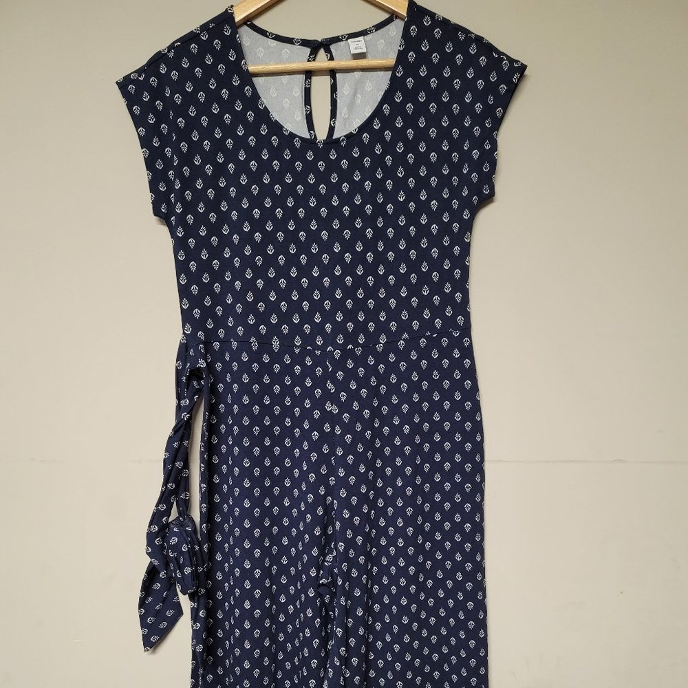 Old Navy belted dress pants for women size XS short sleeves , navy , patern